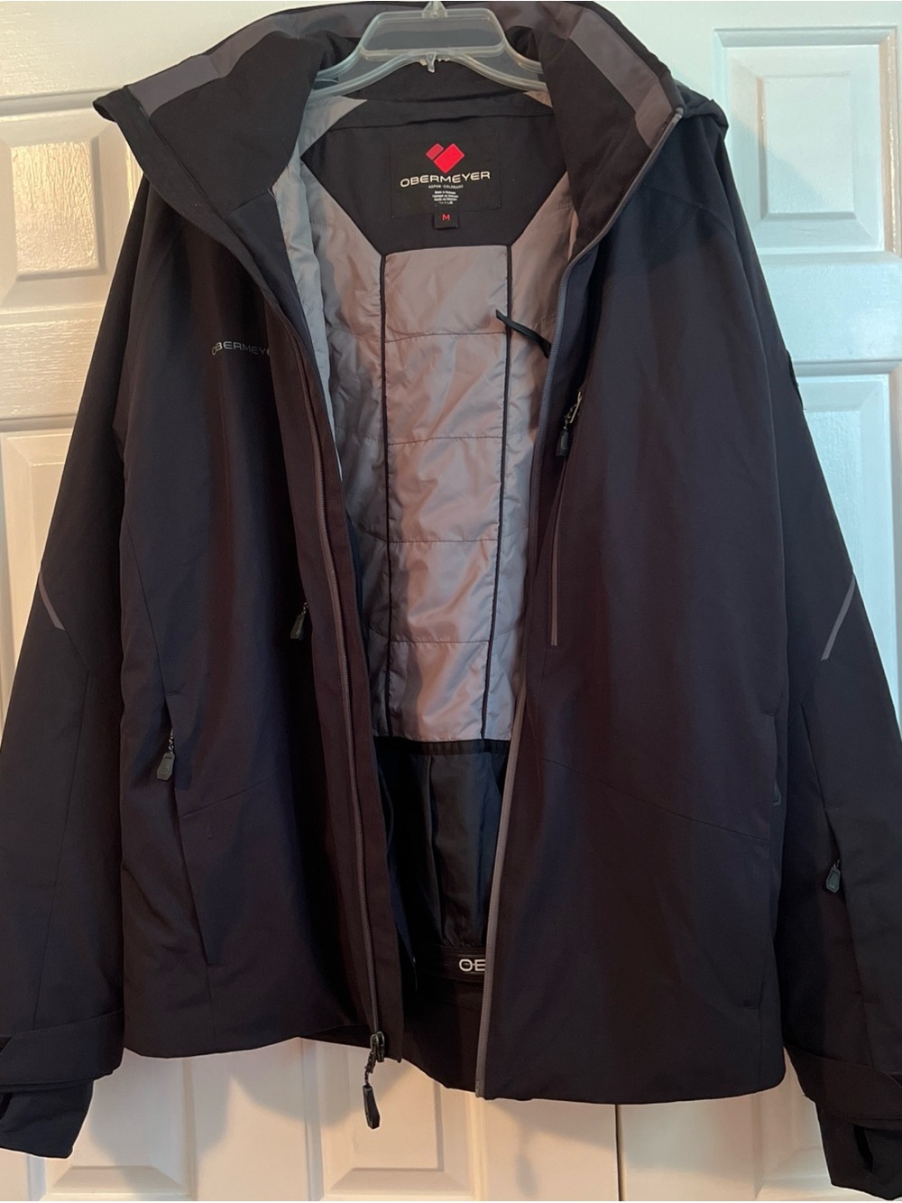 obermeyer Aspen Alpine Ski Hooded Jacket M Black Waterproof
